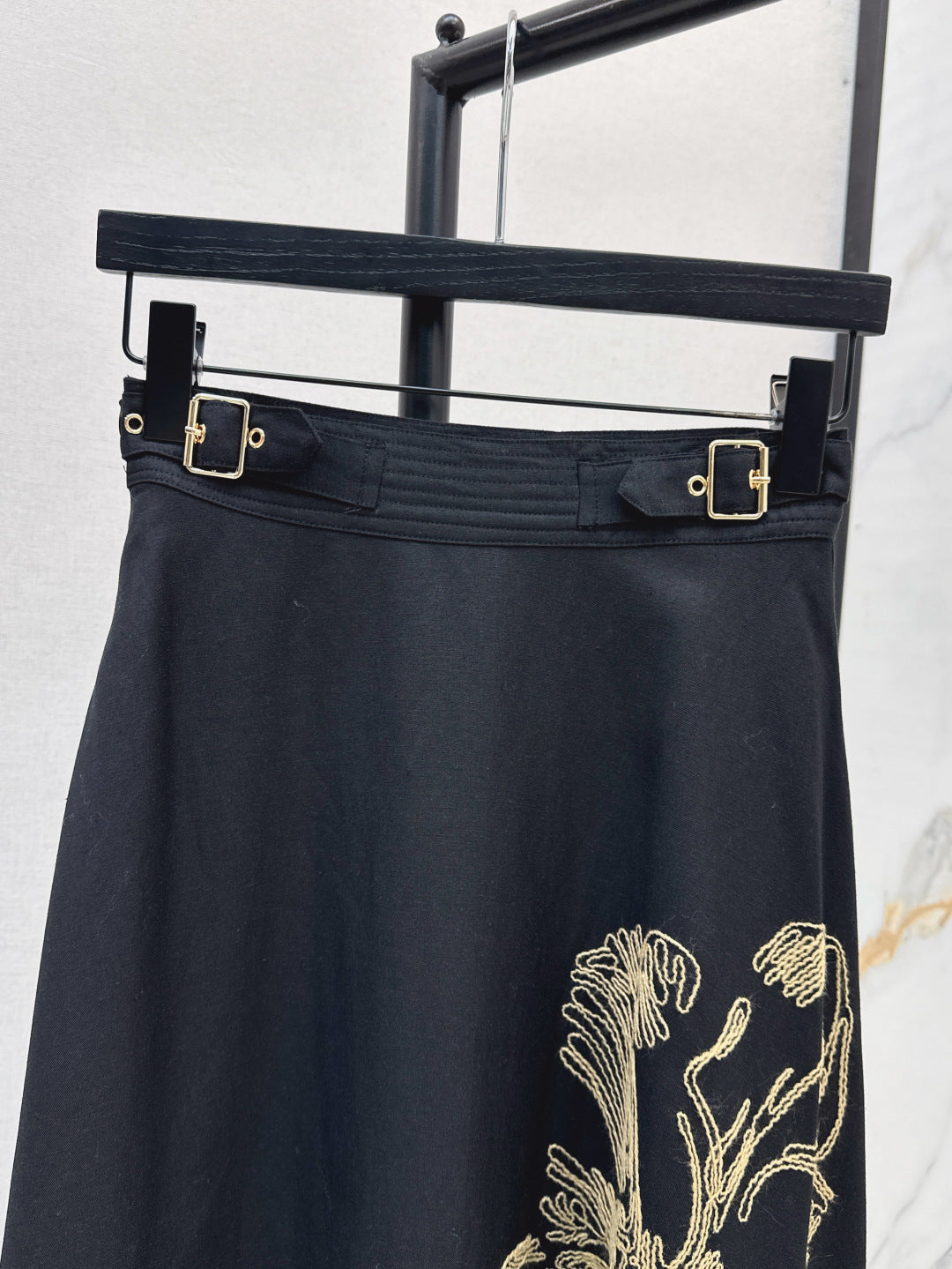 CD 25ss embroidered skirt