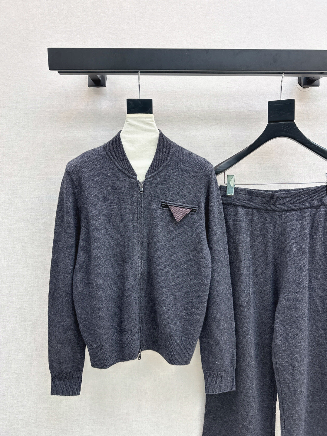 Brune 25fw cashmere suit