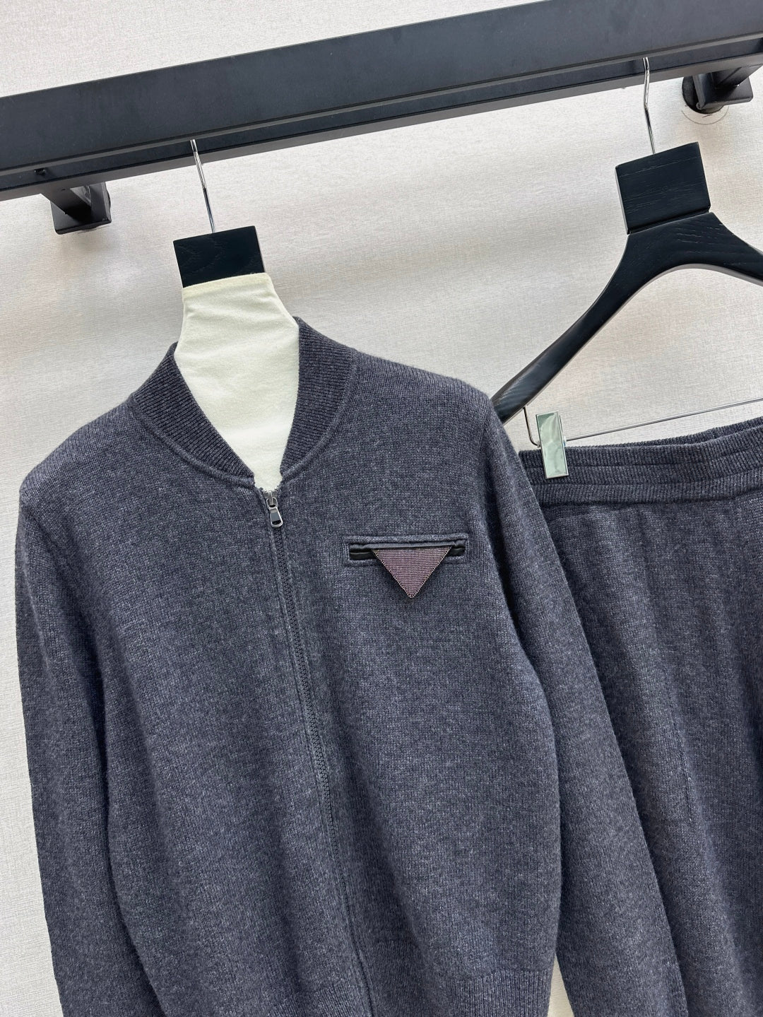 Brune 25fw cashmere suit