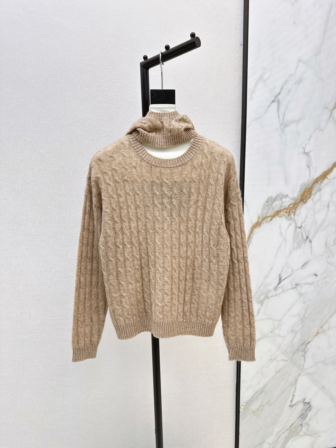 Brune 25fw cashmere sweater