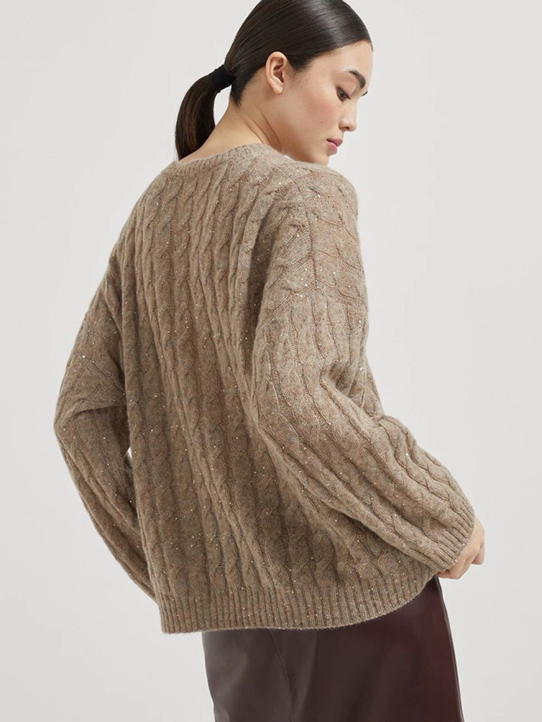 Brune 25fw cashmere sweater