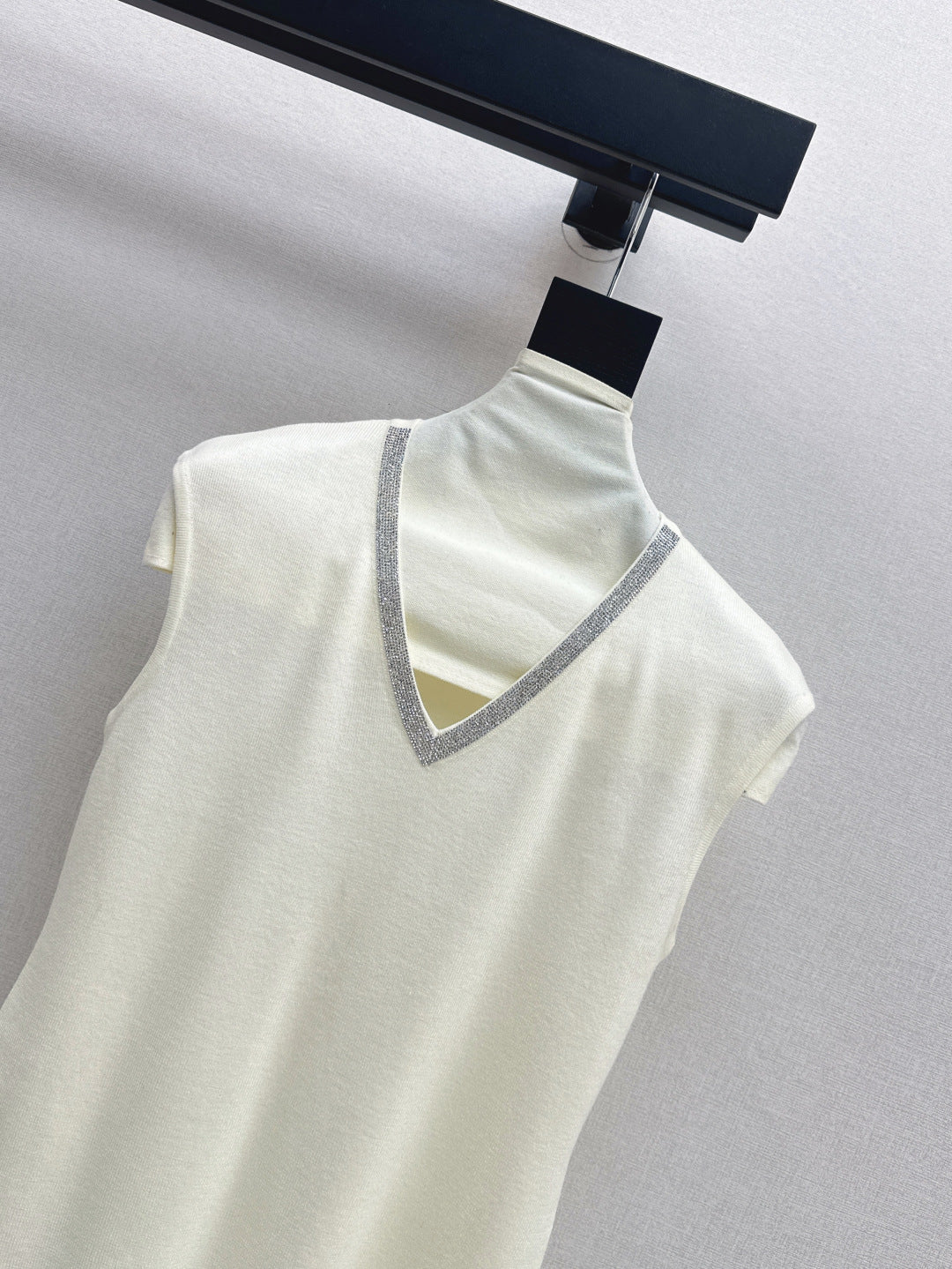Brune 25fw v-neck vest