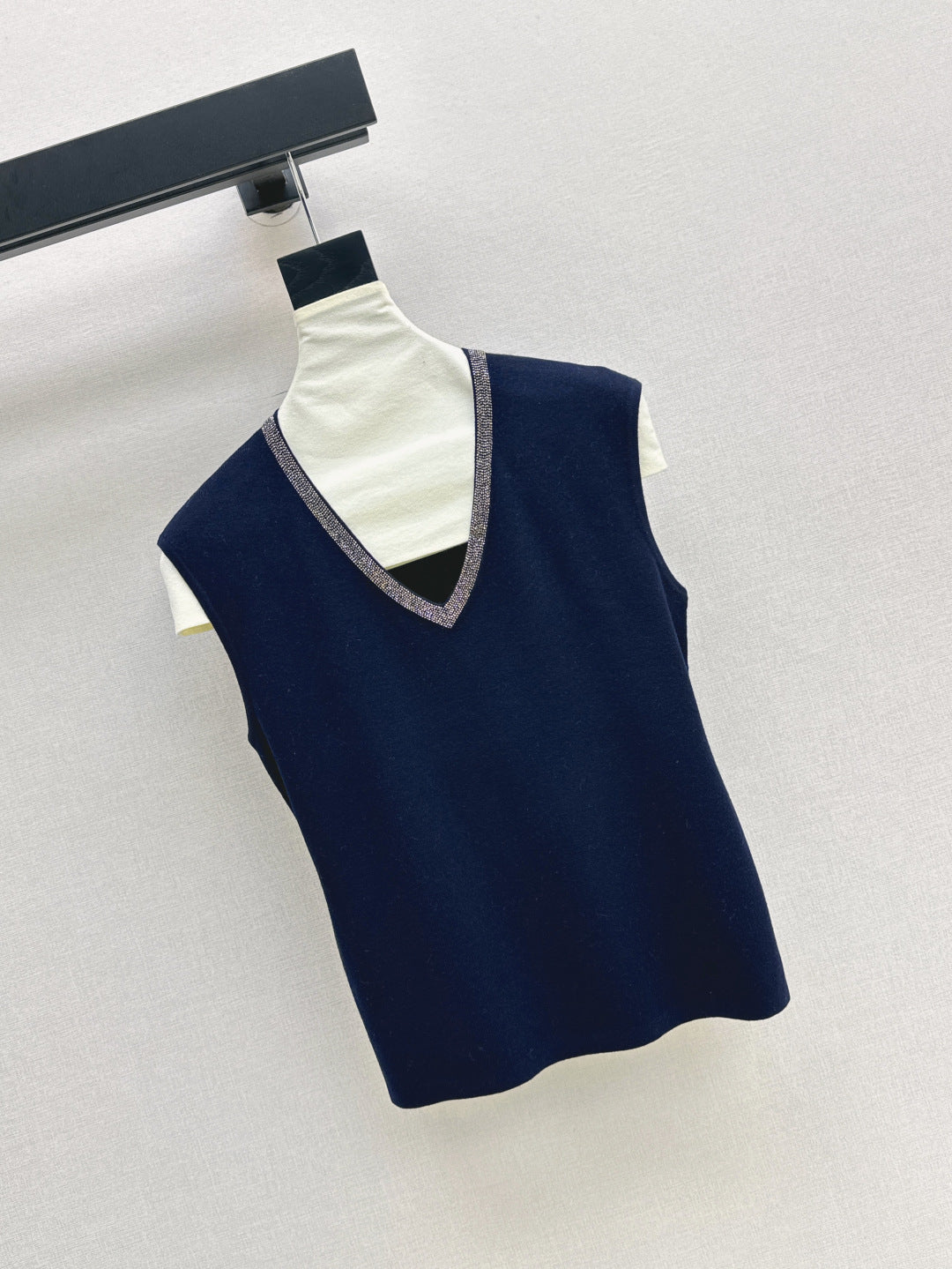 Brune 25fw v-neck vest