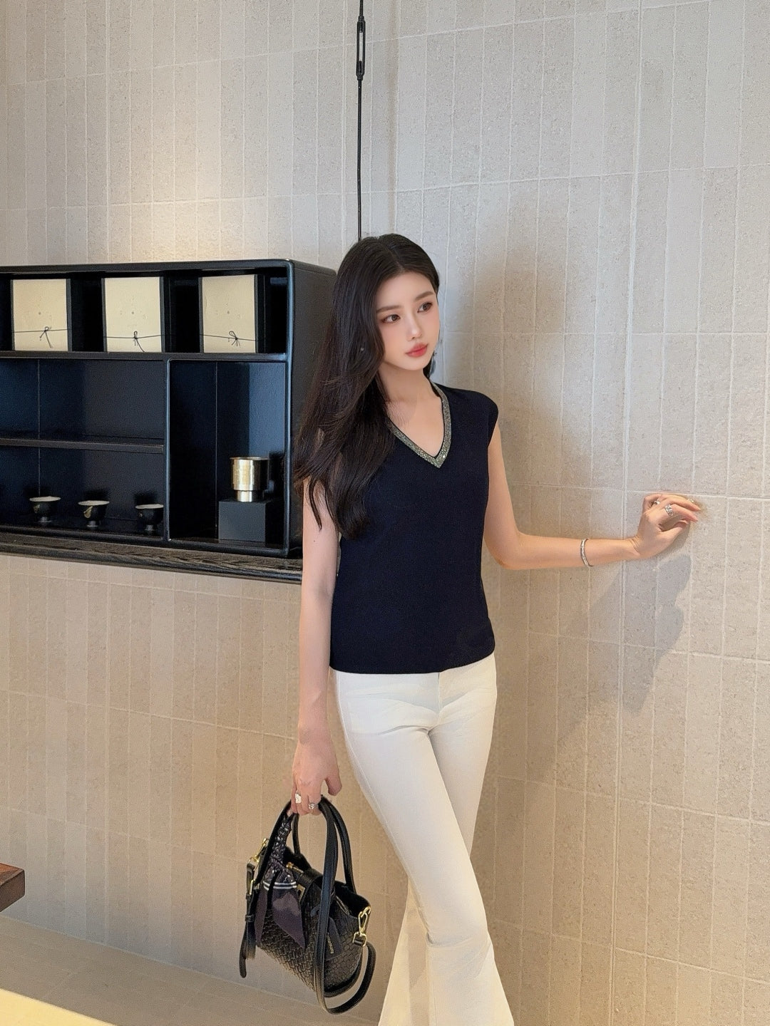 Brune 25fw v-neck vest