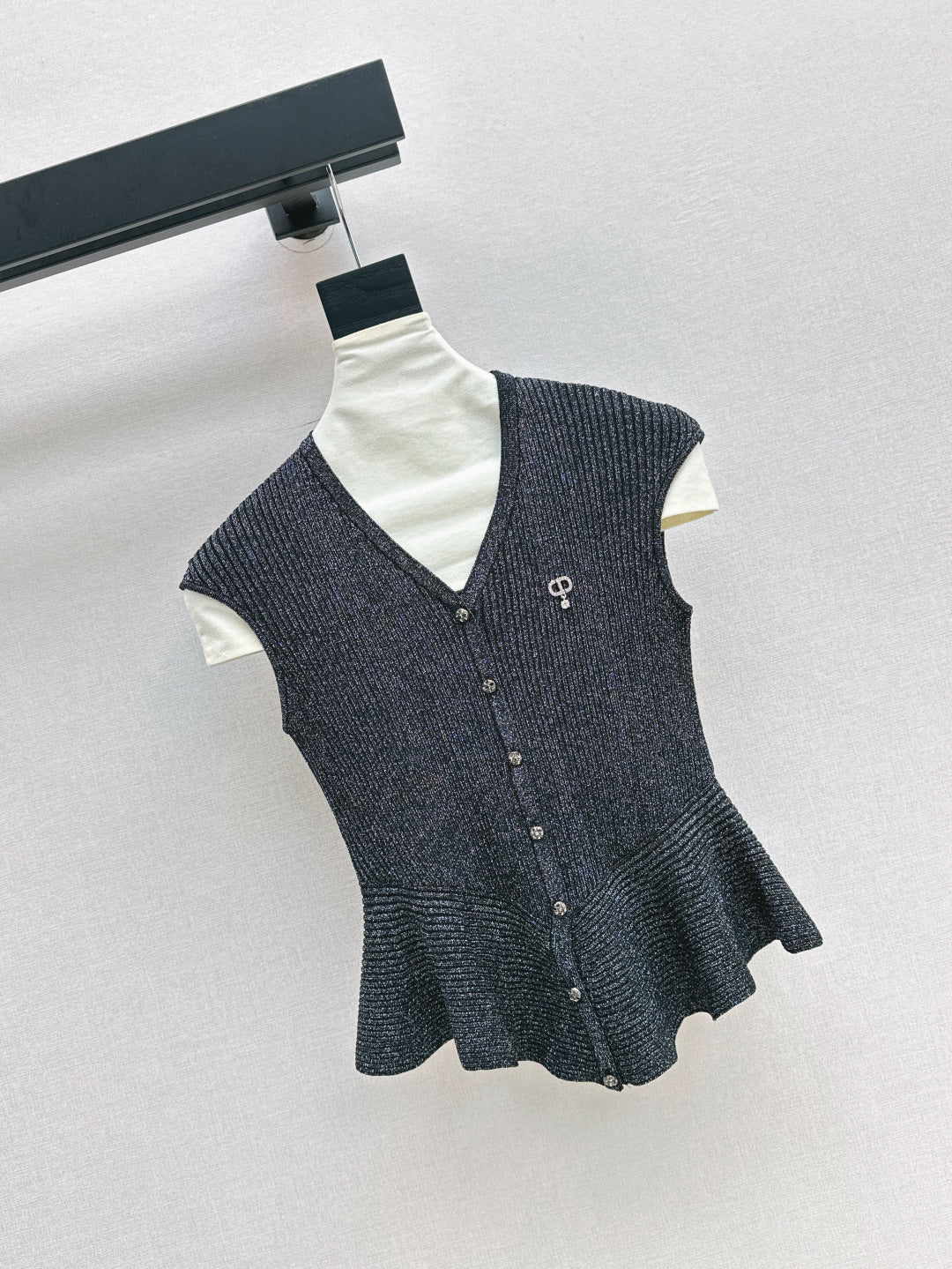 CD 25fw knitted vest