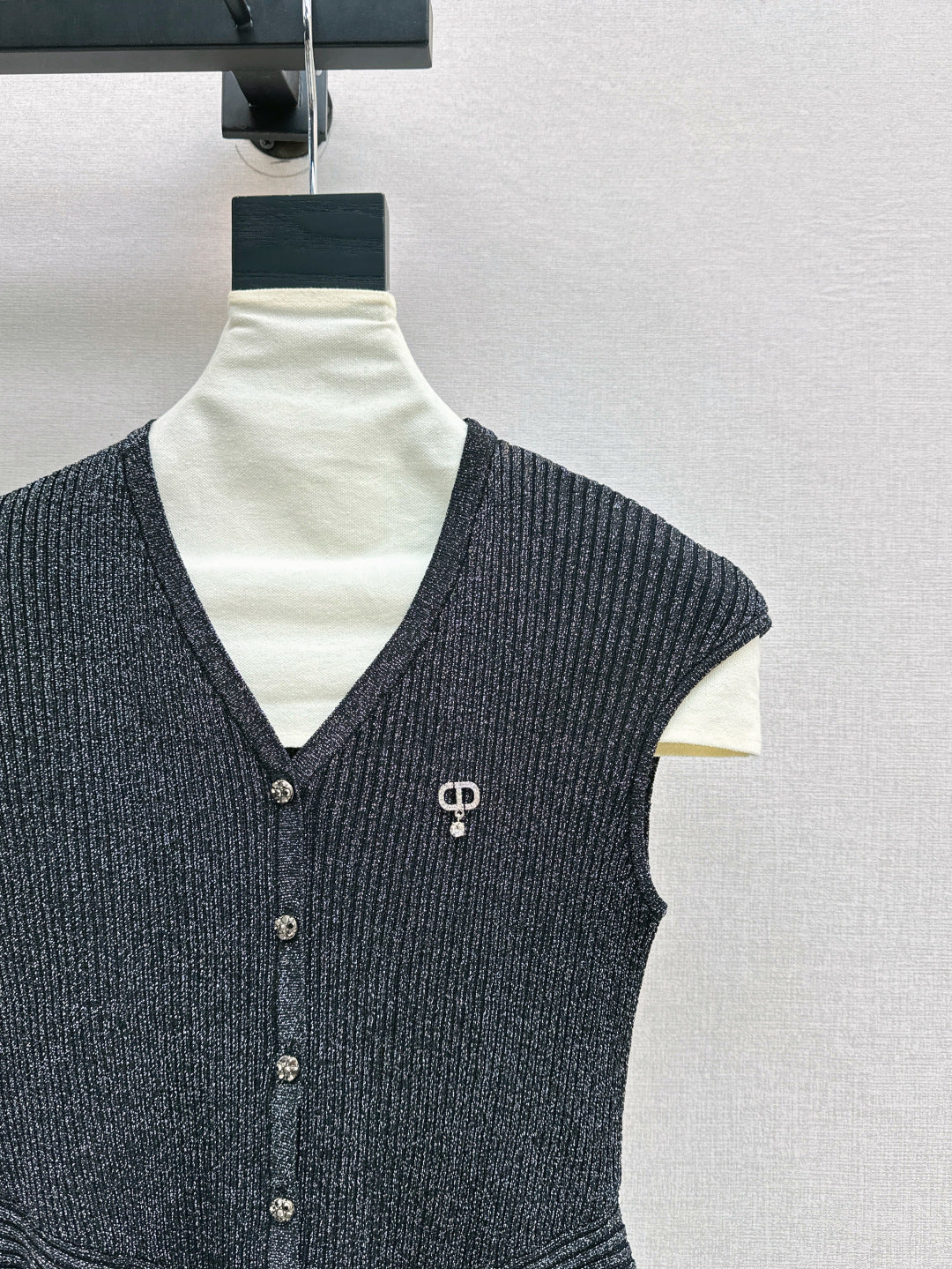 CD 25fw knitted vest