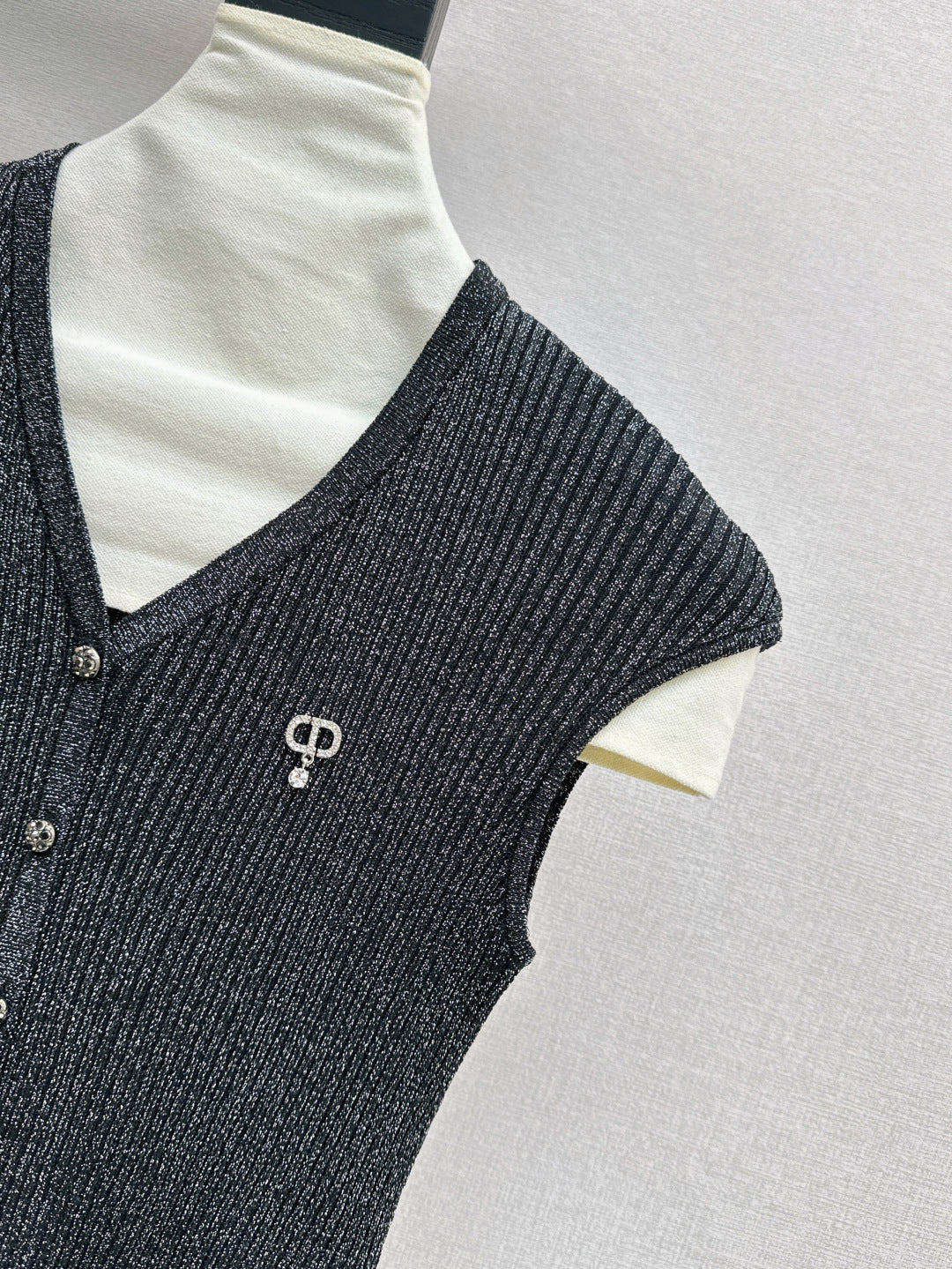 CD 25fw knitted vest