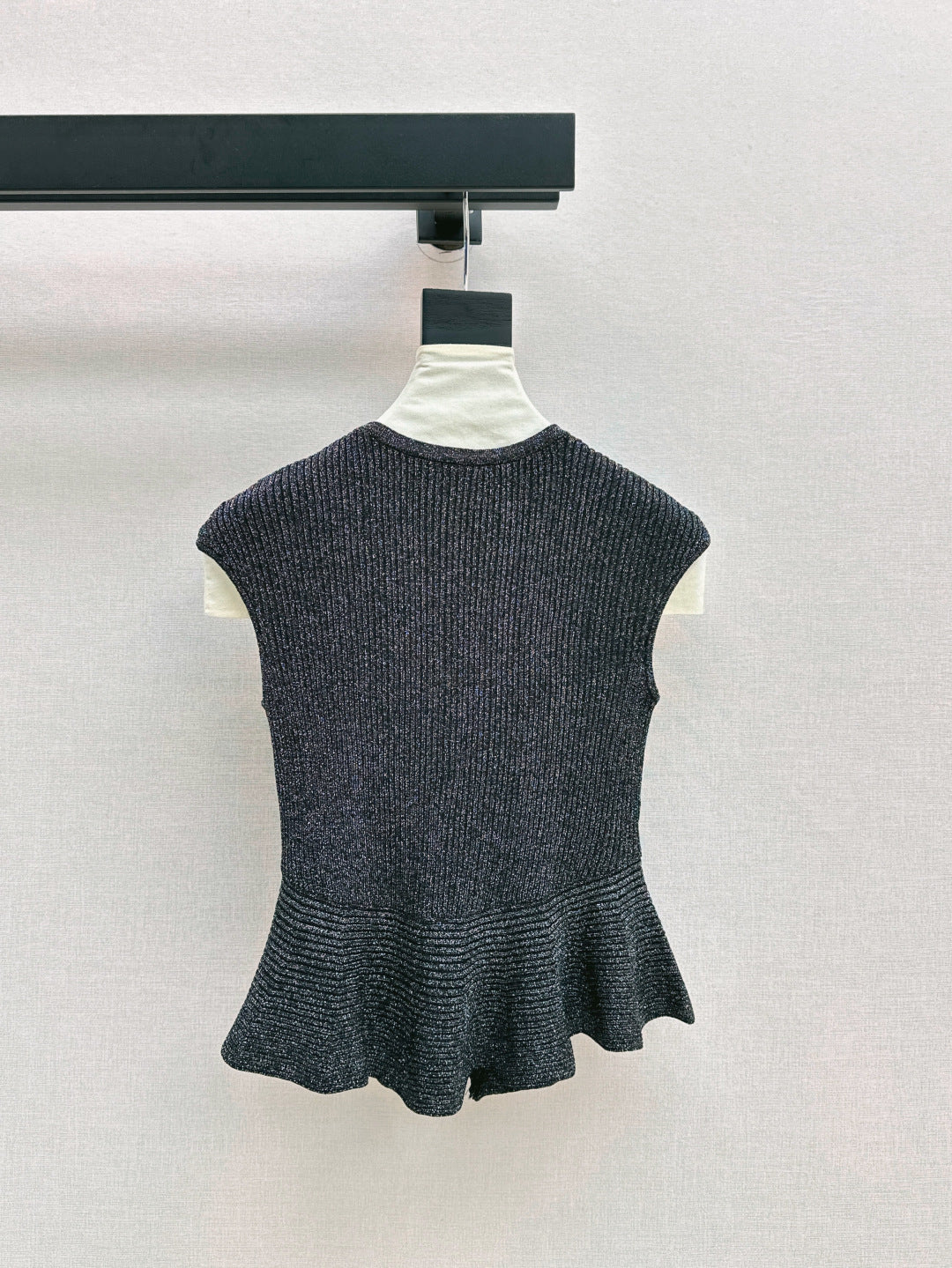 CD 25fw knitted vest
