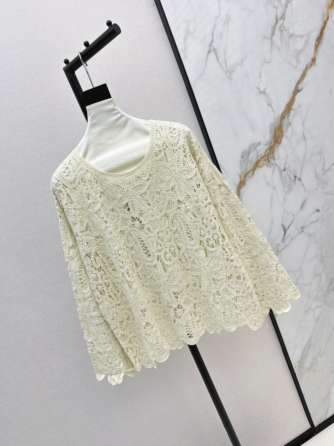 Brune 25fw cashmere hollow sweater