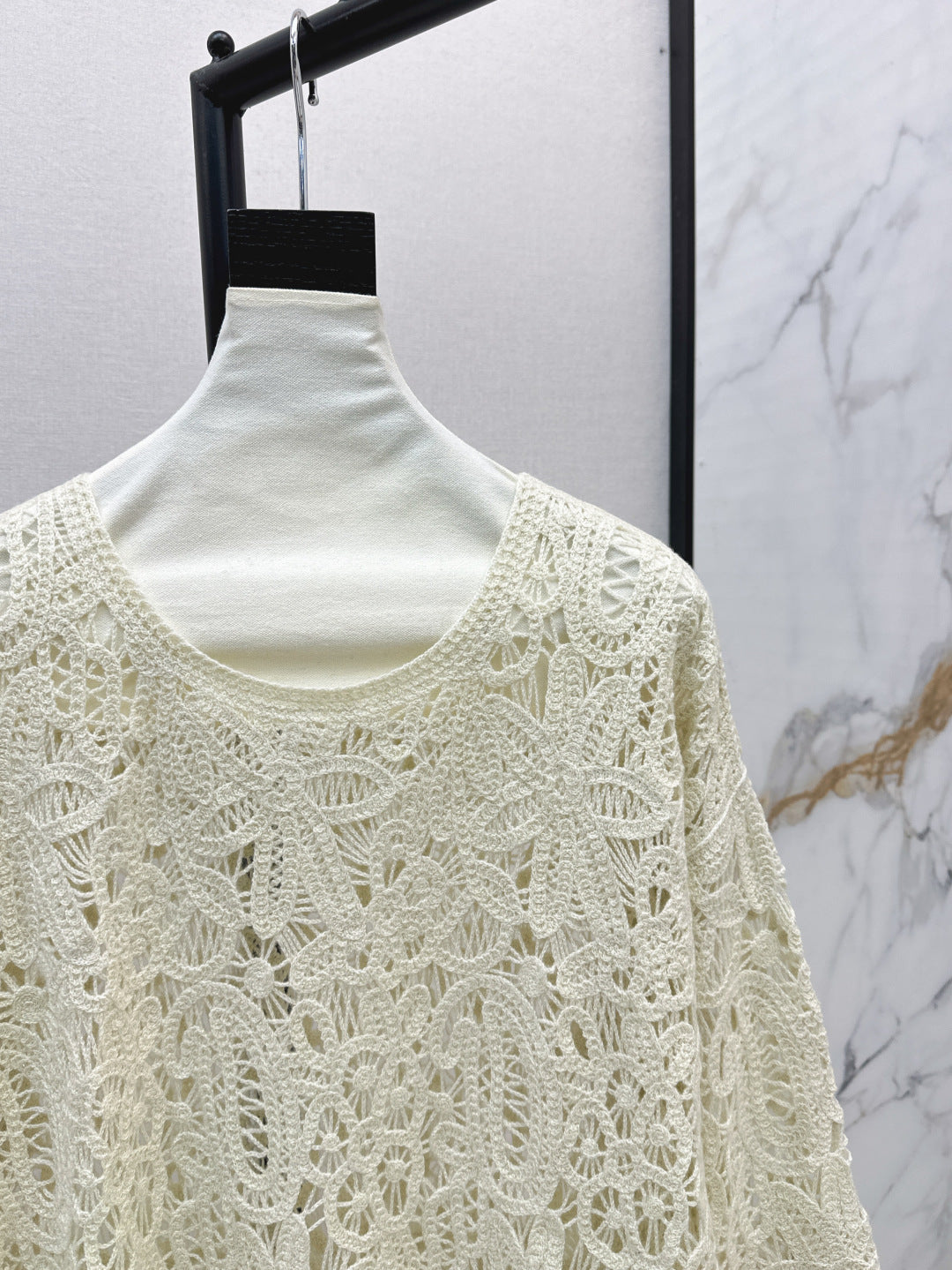 Brune 25fw cashmere hollow sweater