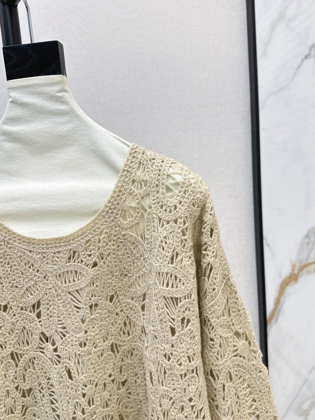 Brune 25fw cashmere hollow sweater