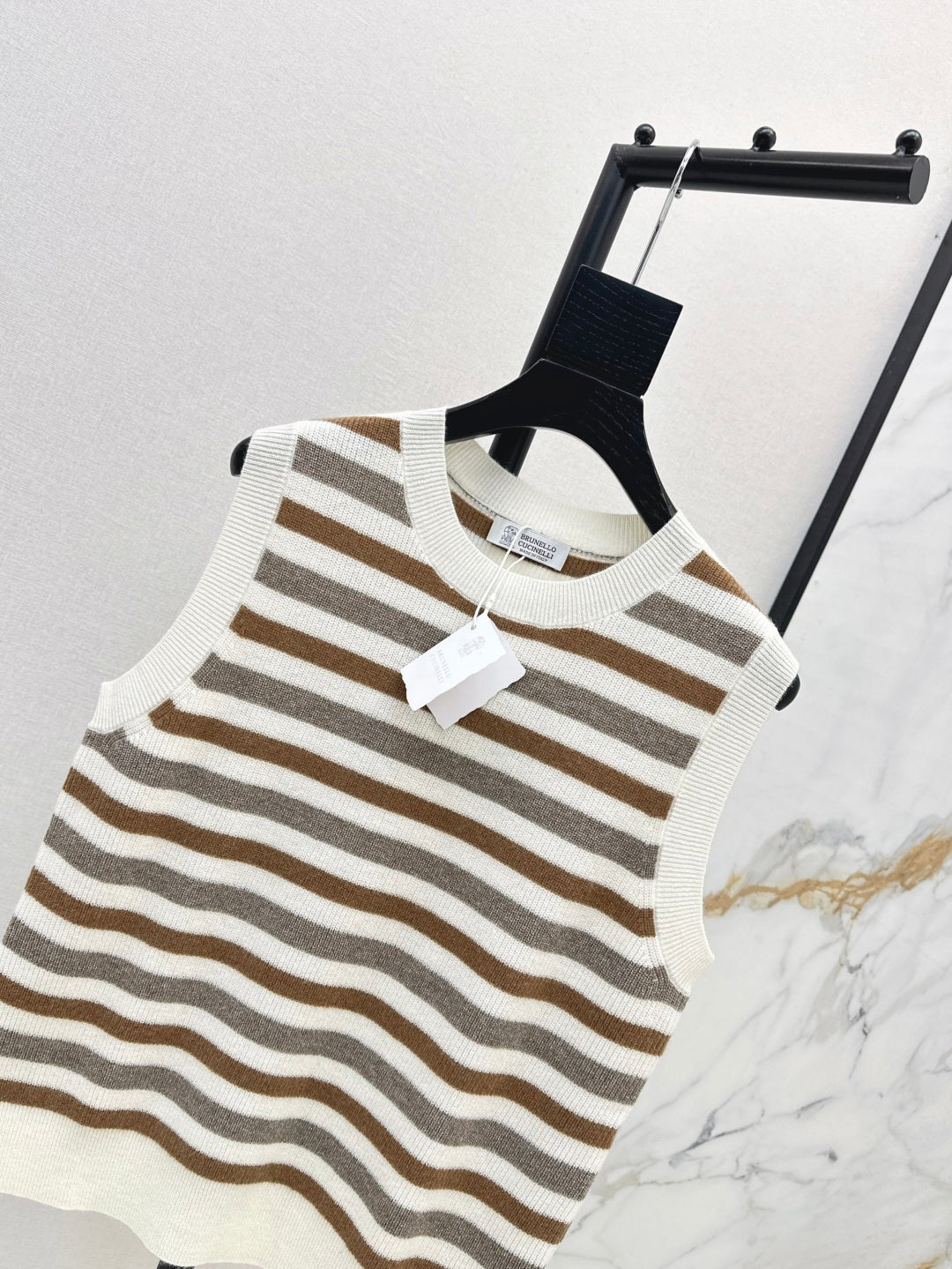 Brune 25fw knitted vest
