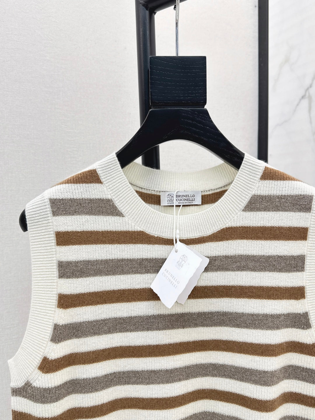 Brune 25fw knitted vest