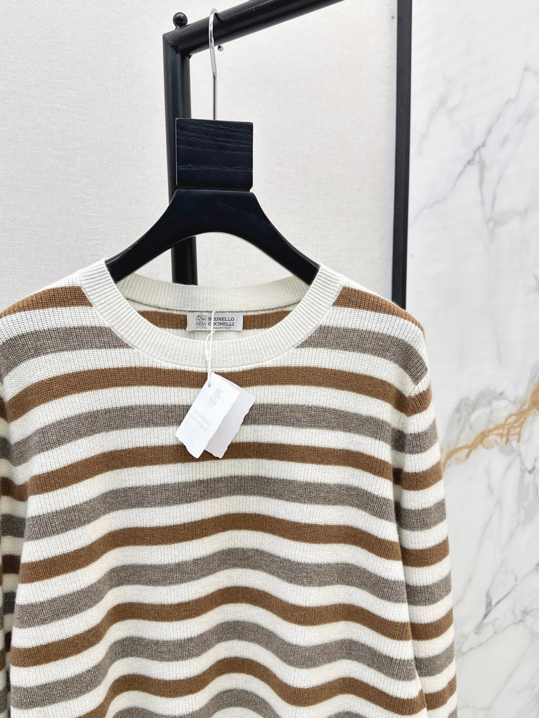 Brune 25fw knitted sweater