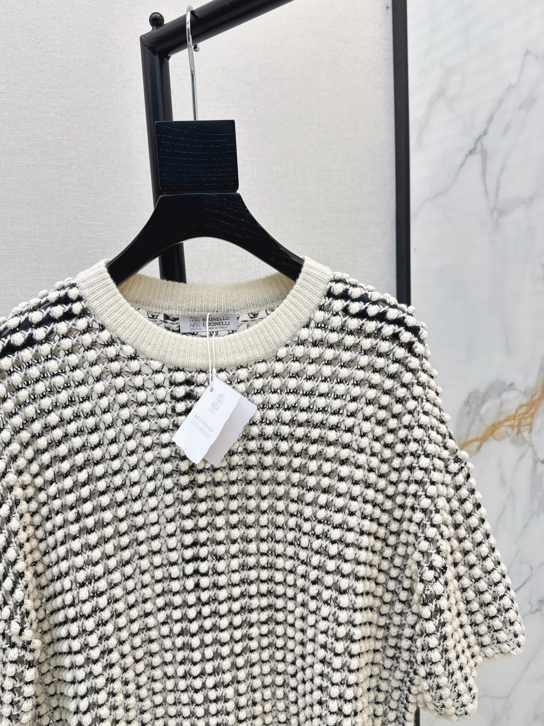 Brune 25fw hollow sweater