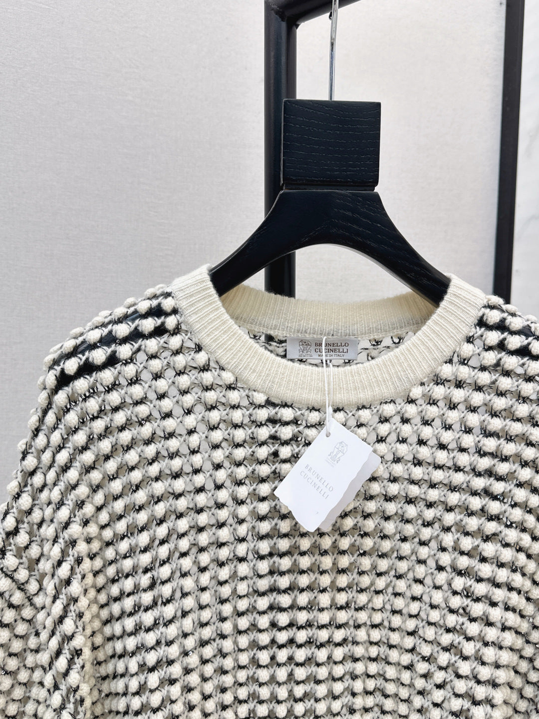 Brune 25fw hollow sweater