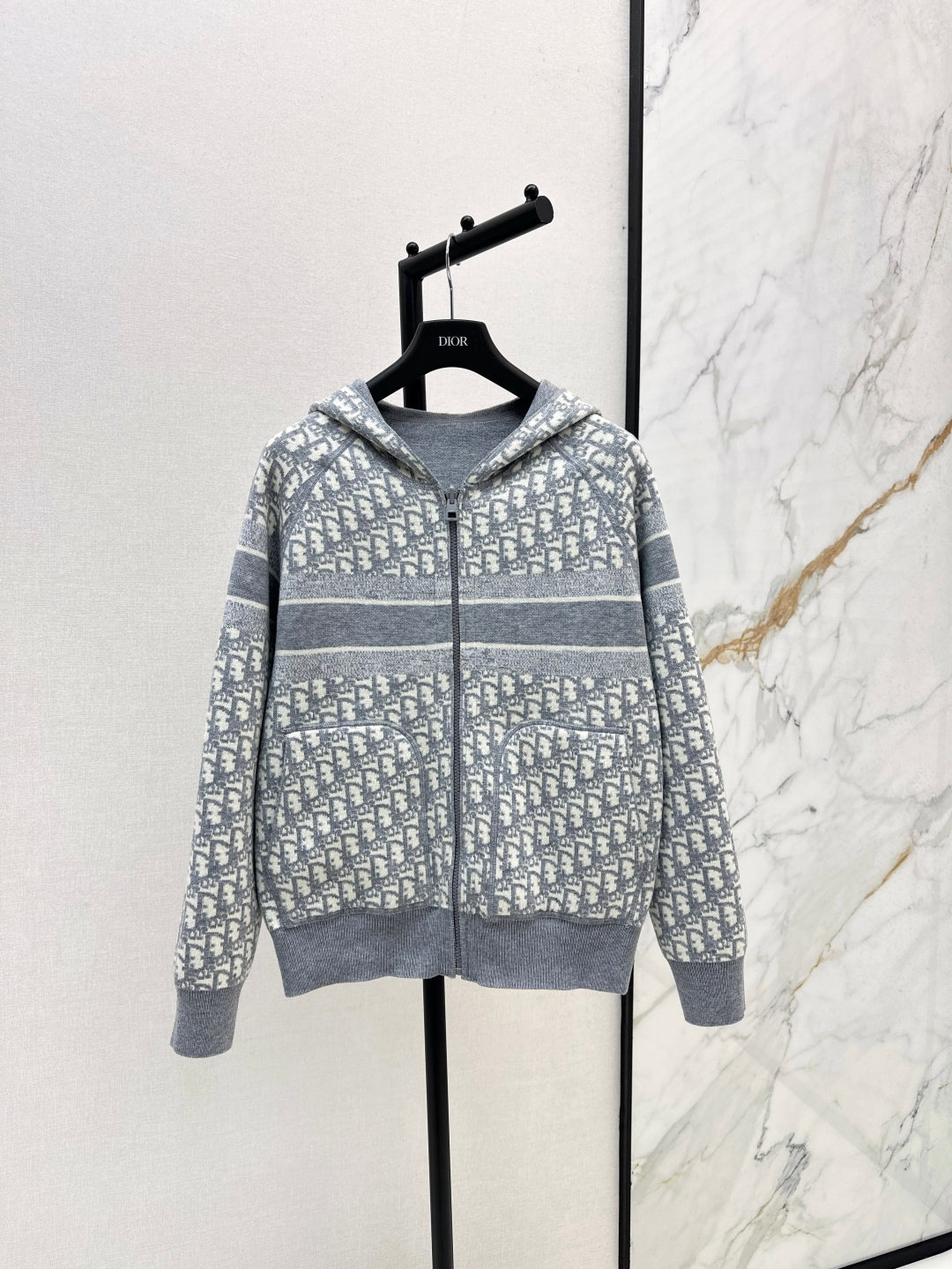CD 25fw reversible jacket