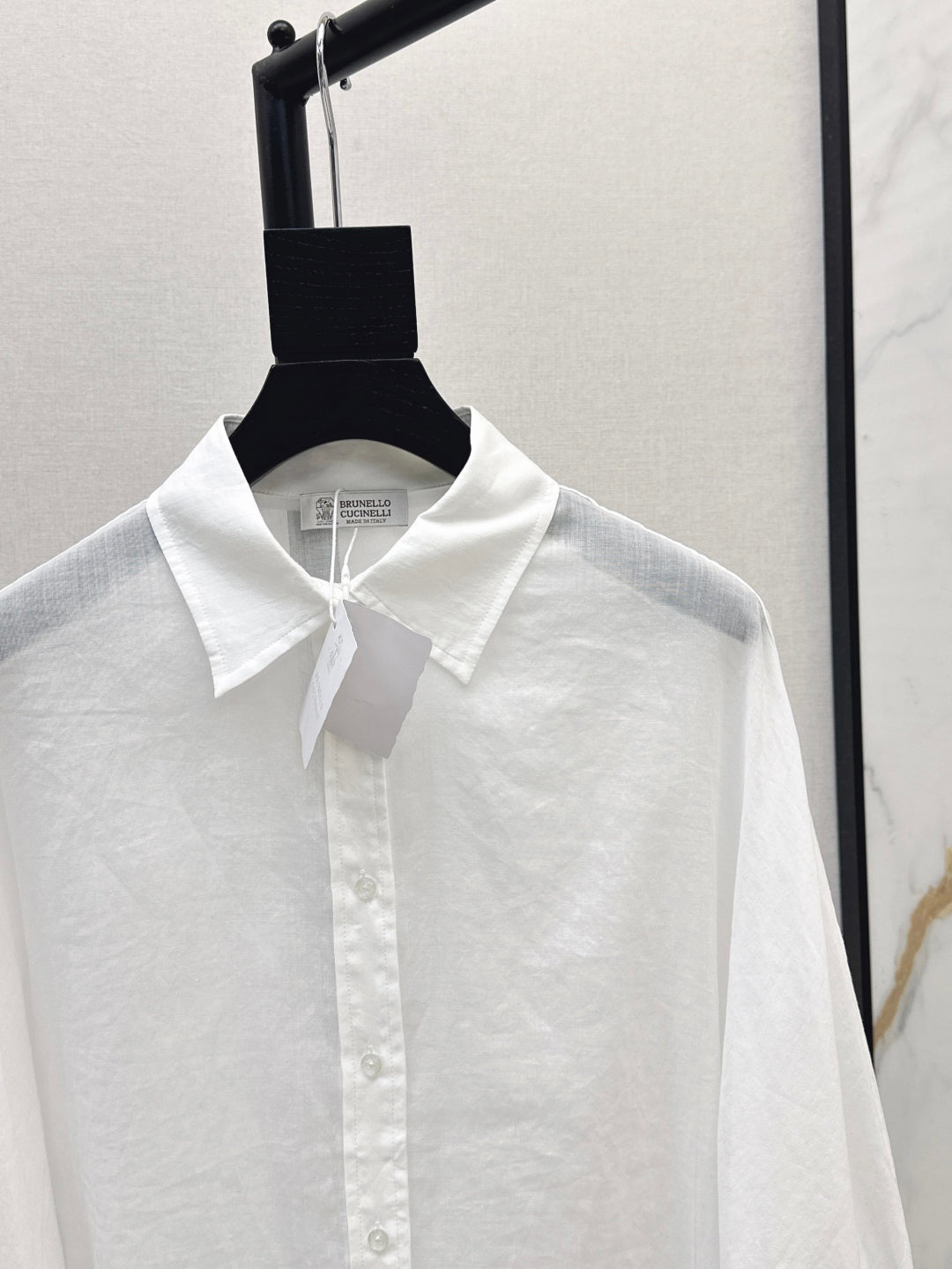 Brune 25fw linen shirt