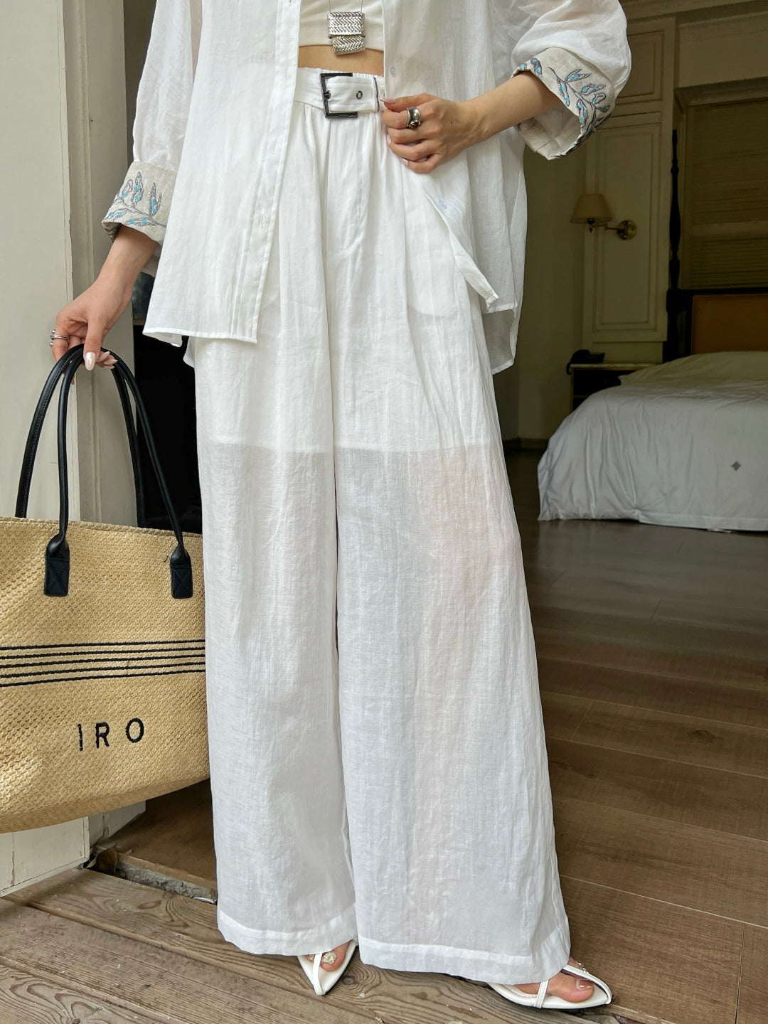 Brun 25fw linen pants