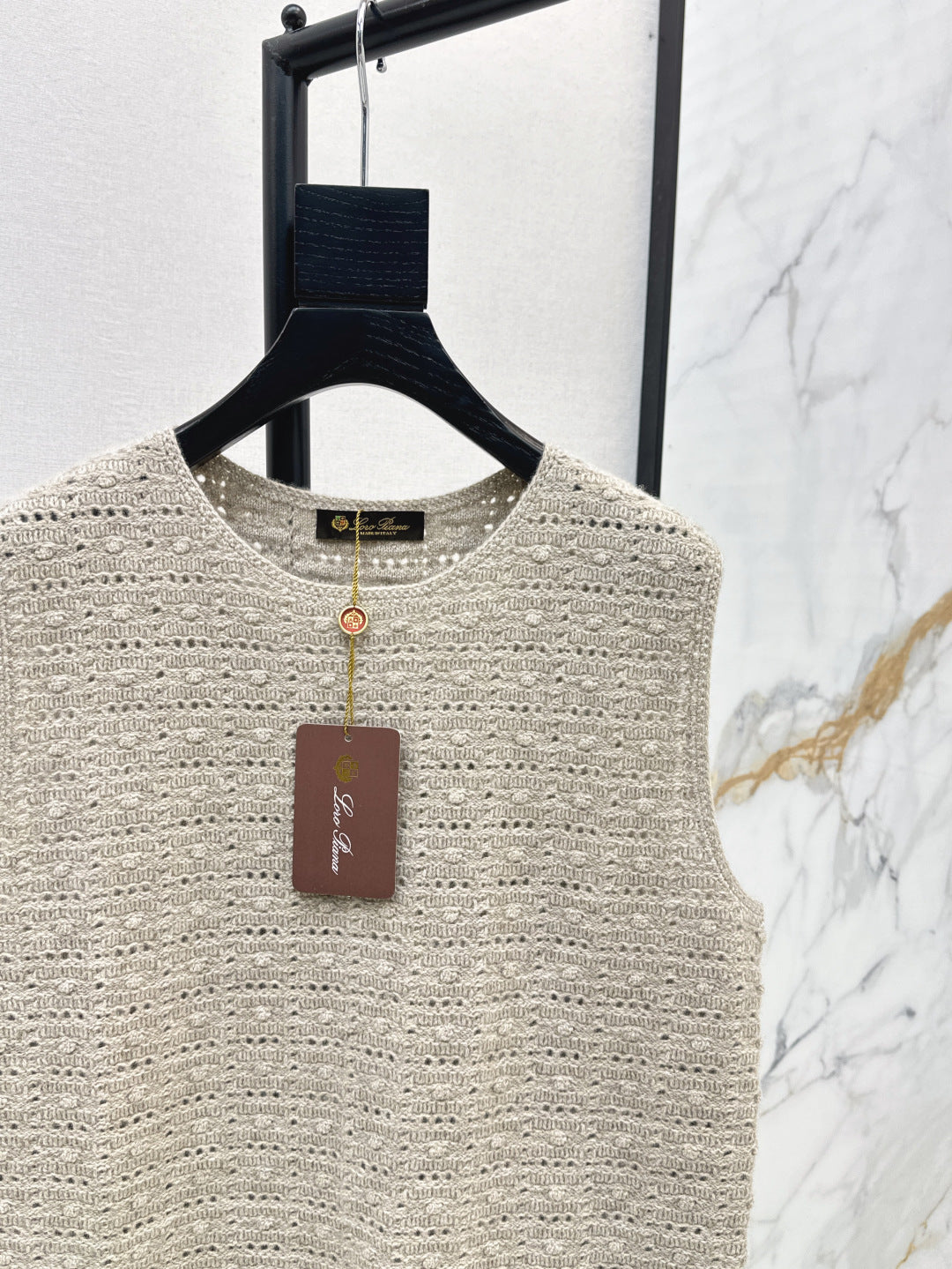 Loro 25fw knitted vest