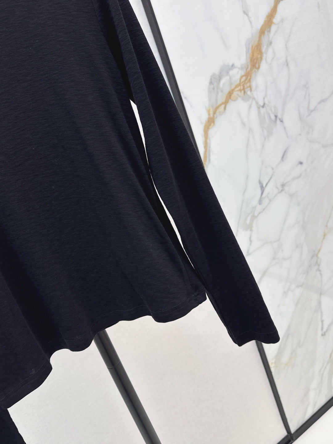 Loe 25fw knitted sweater