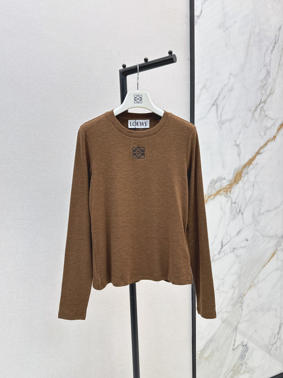 Loe 25fw knitted sweater