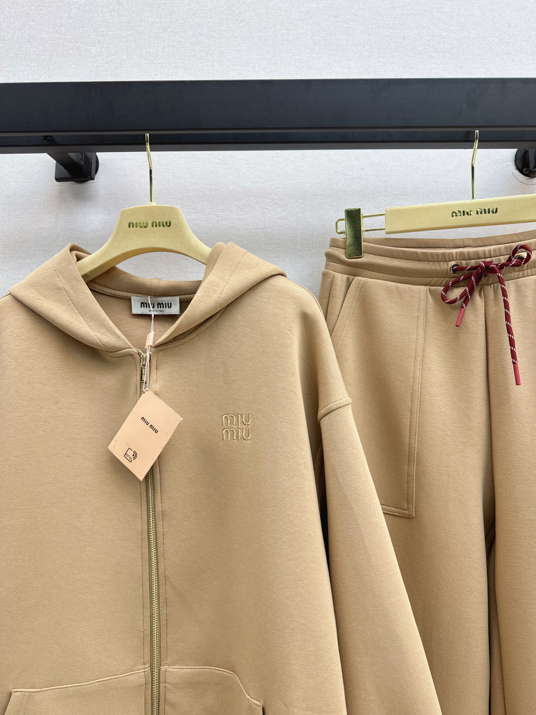 Miu 25fw tracksuit