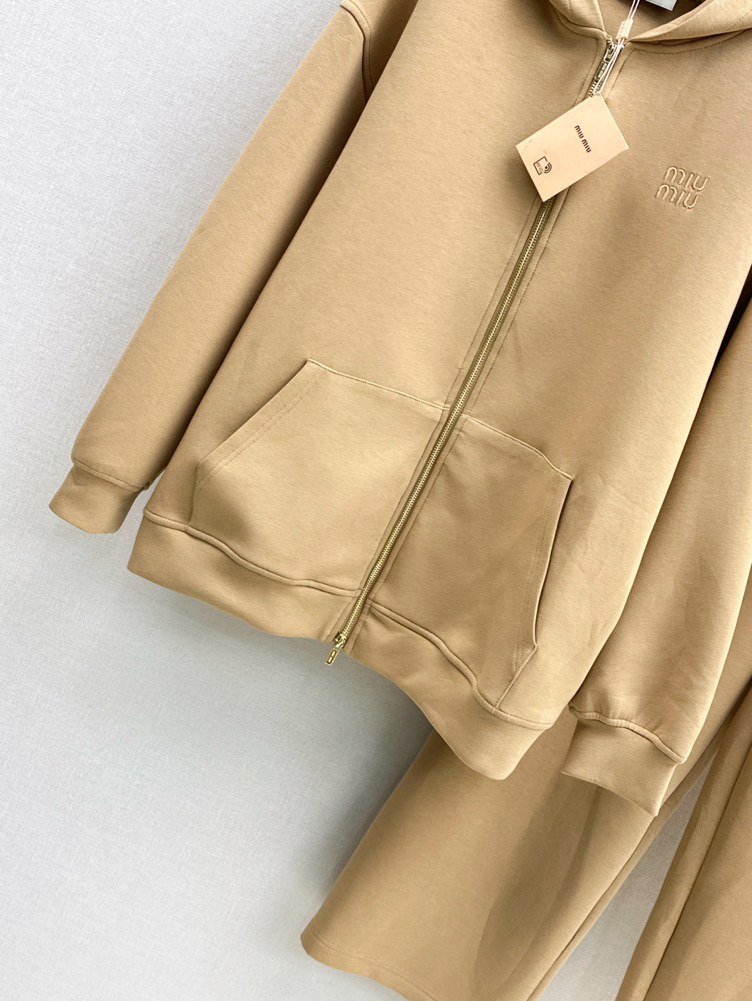 Miu 25fw tracksuit
