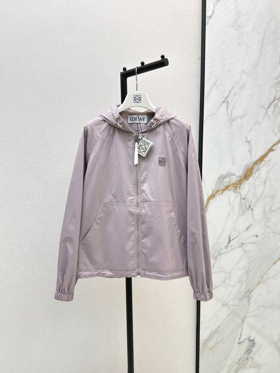 Loe 25fw hooded jacket