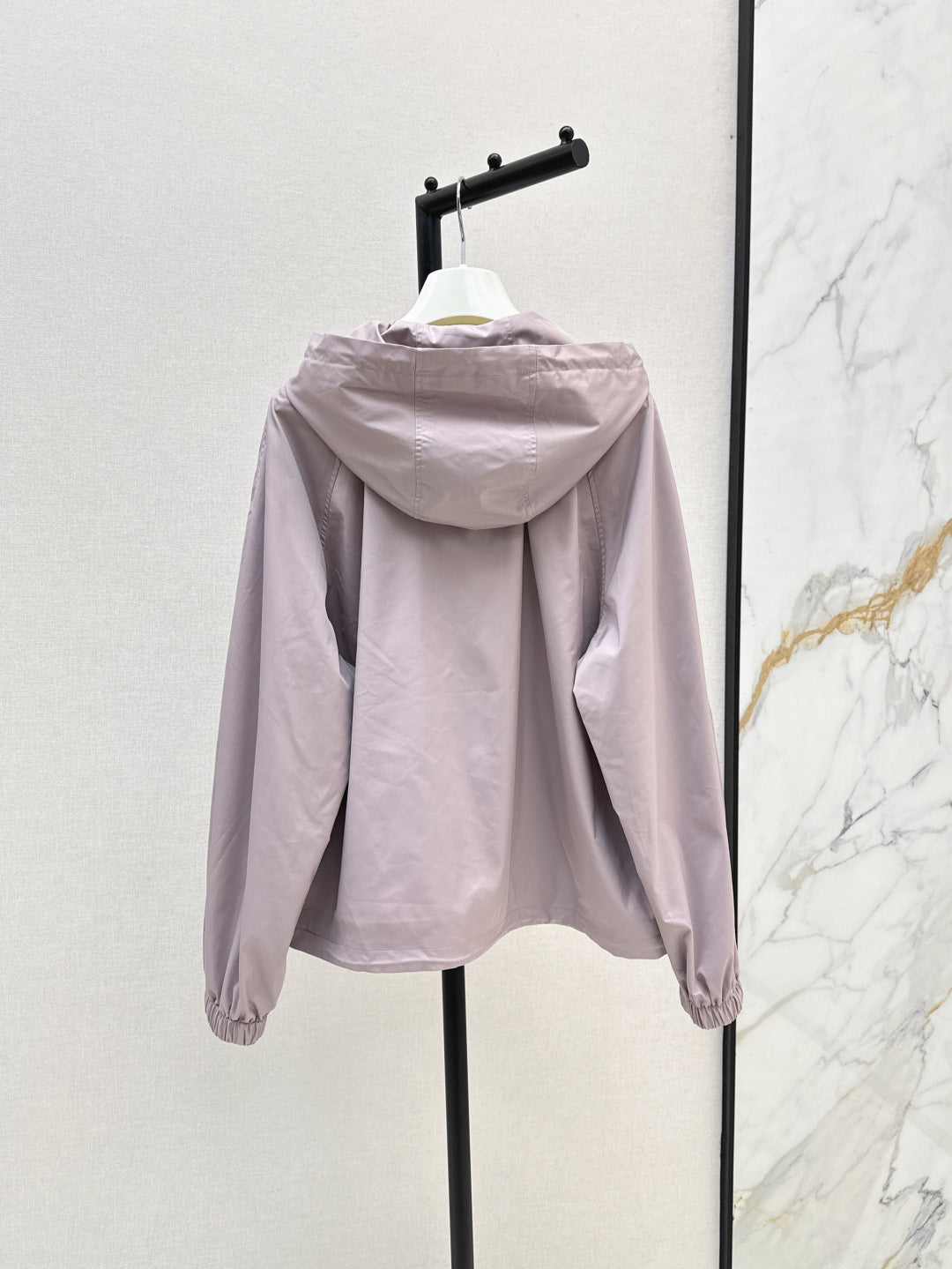 Loe 25fw hooded jacket