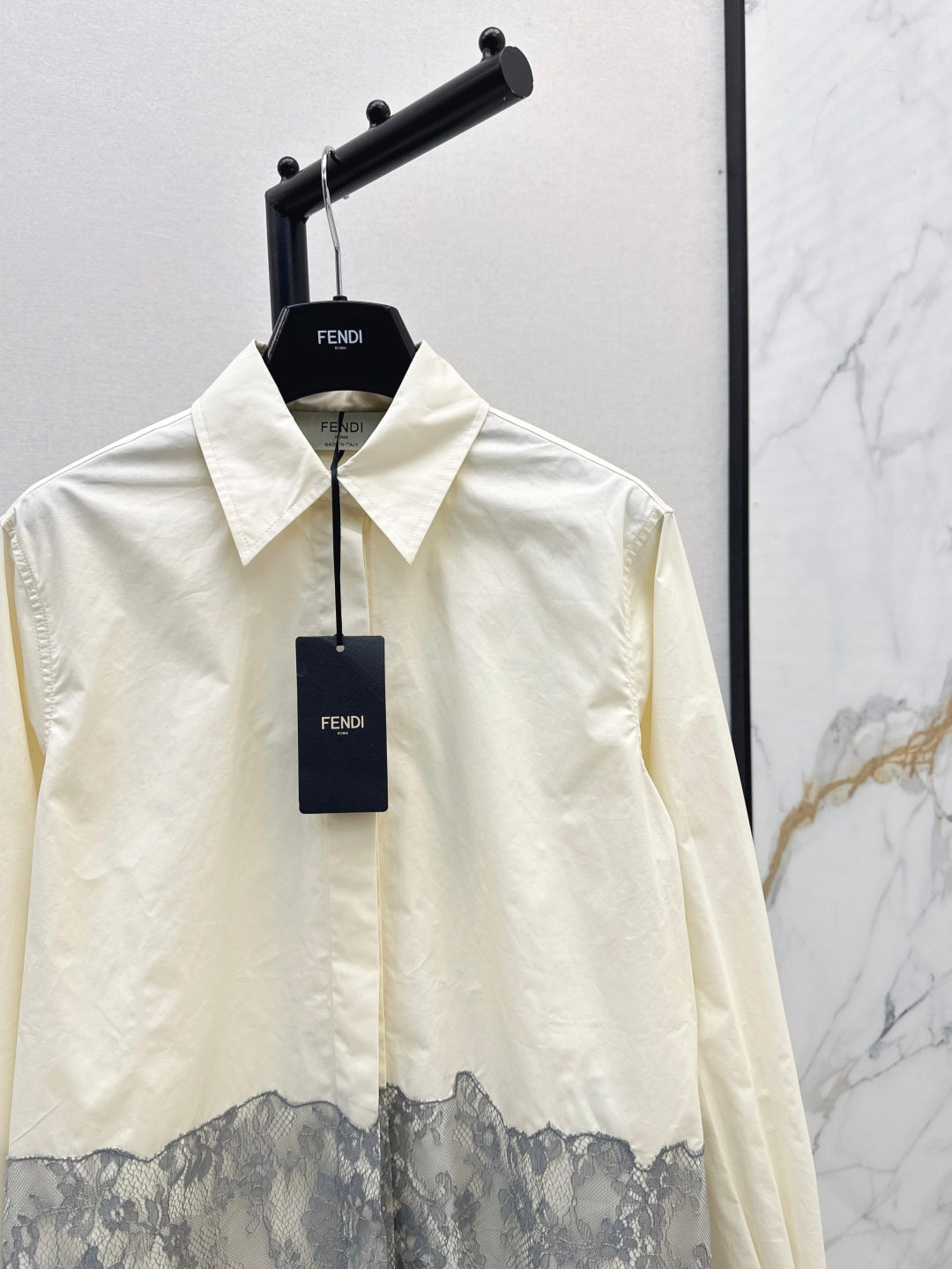 Fend 25fw lace shirt