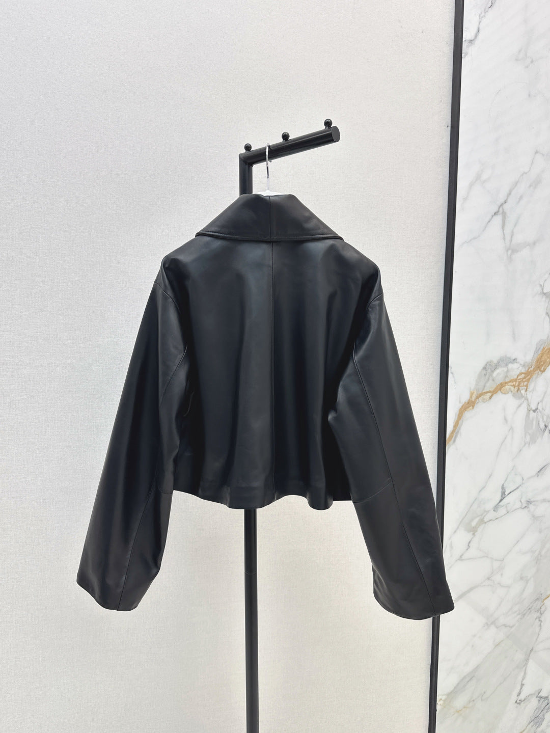 Loe 25fw leather jacket