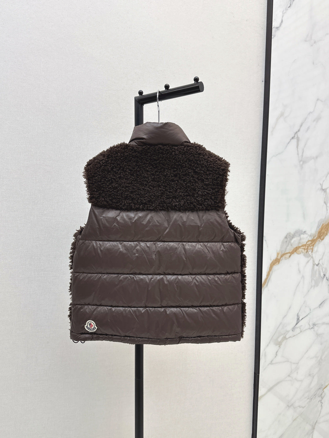 Monc 25fw down vest