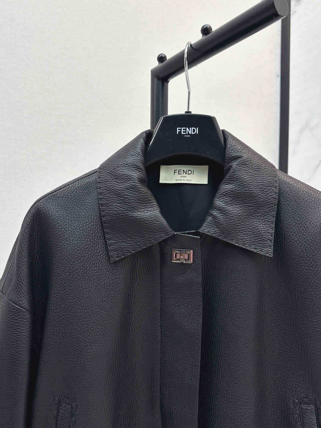 Pra 25fw leather jacket