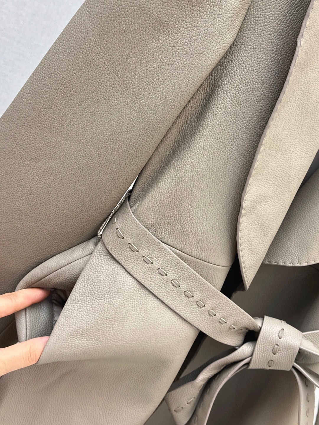 Fend 25fw leather coat