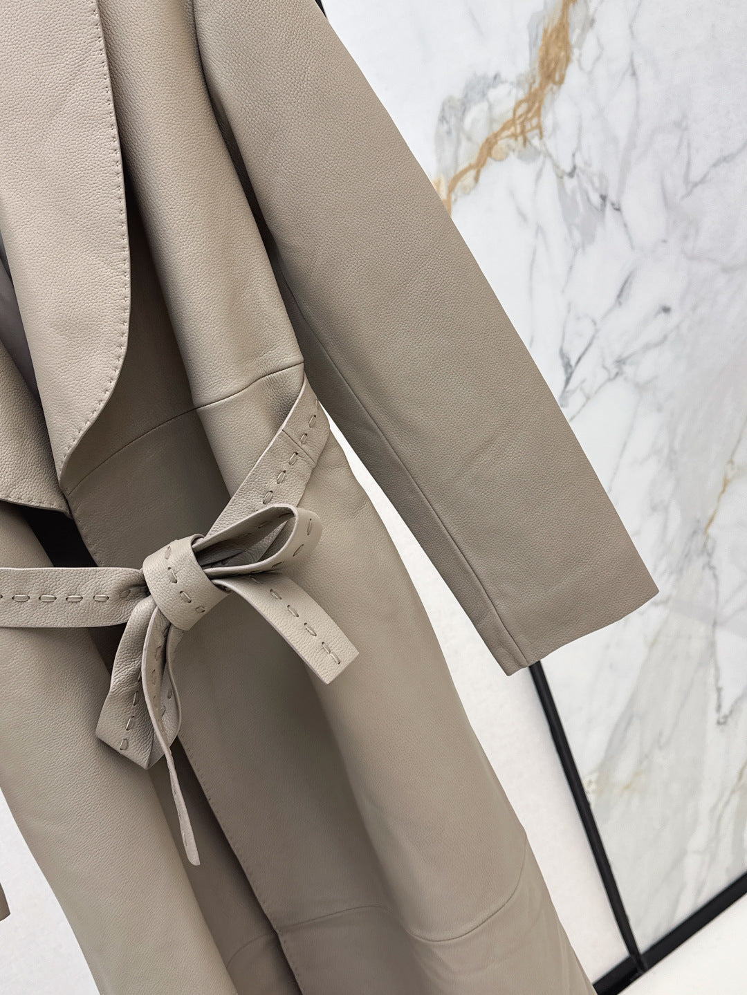 Fend 25fw leather coat