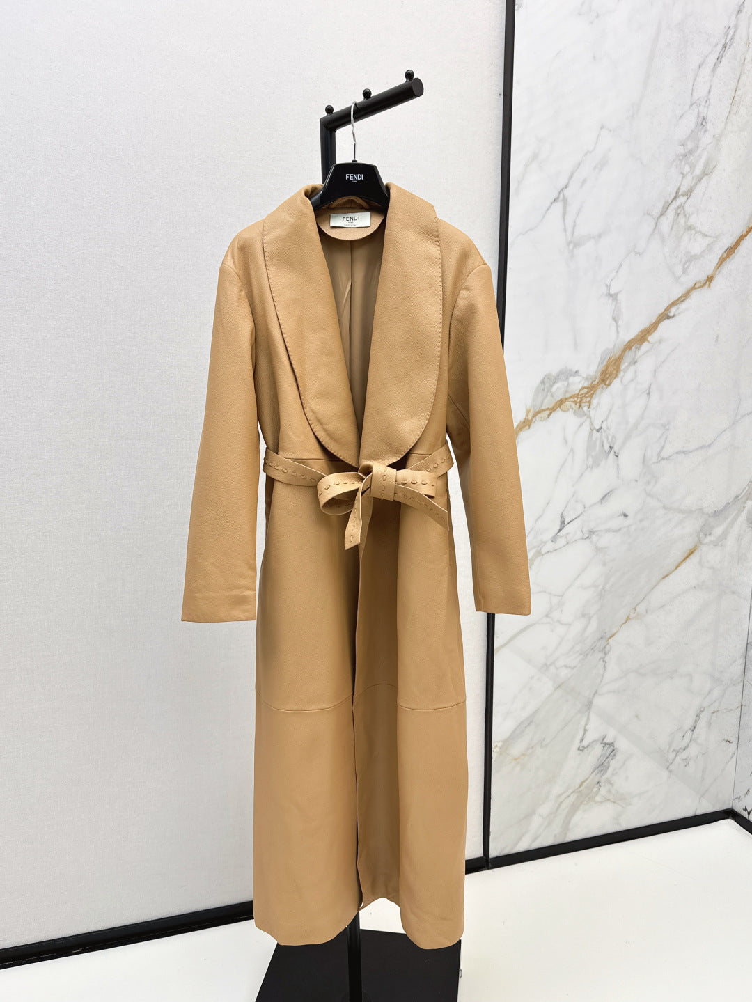 Fend 25fw leather coat
