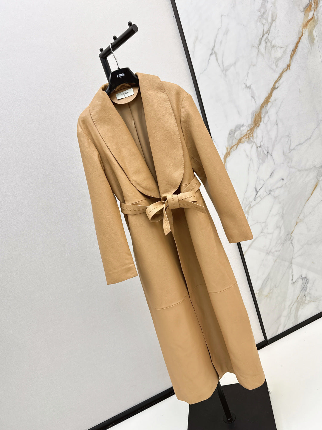 Fend 25fw leather coat