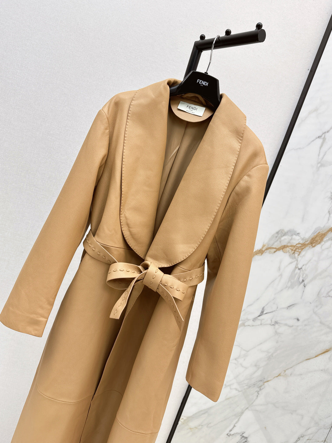 Fend 25fw leather coat