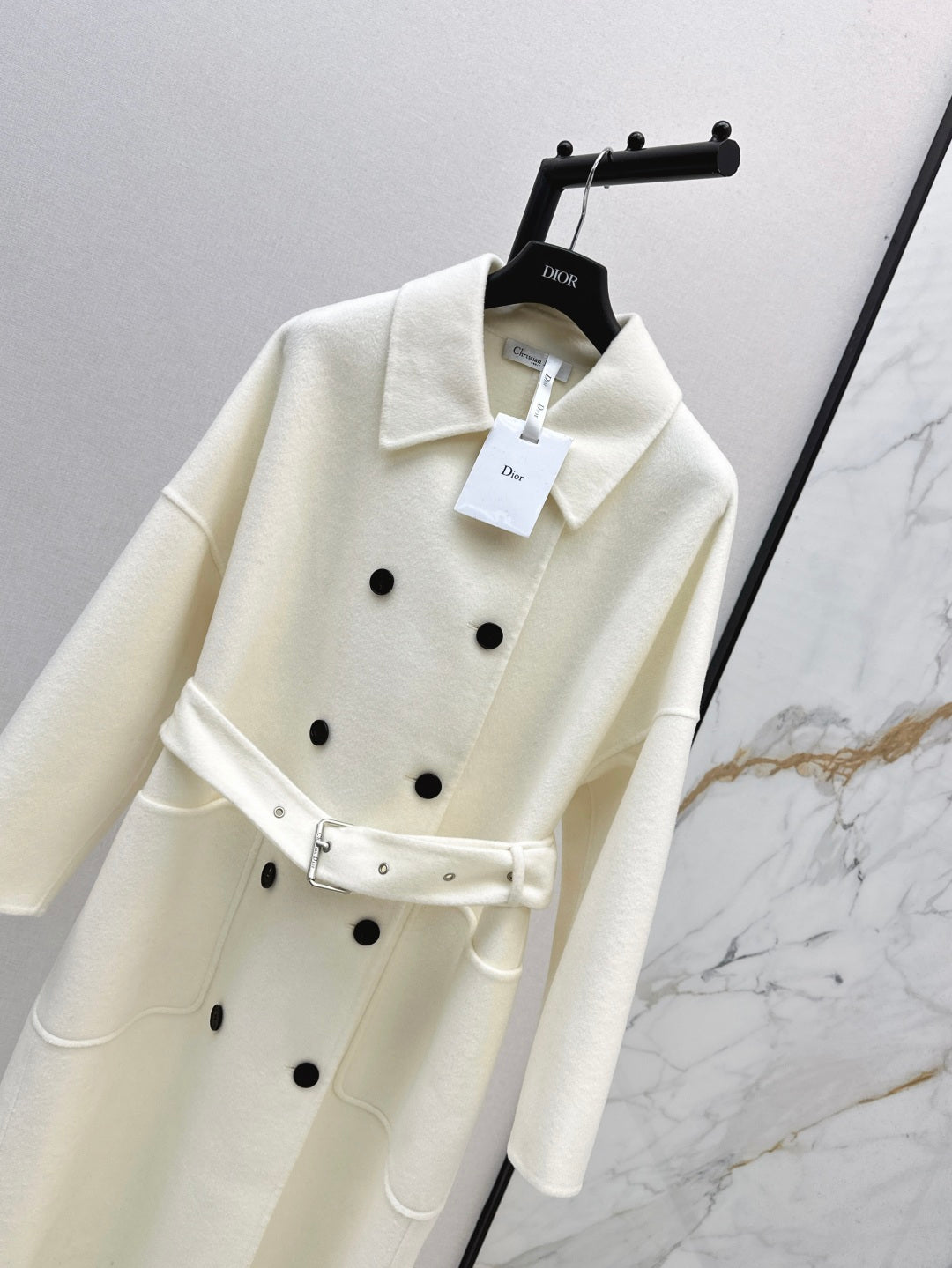 CD 25fw cashmere coat