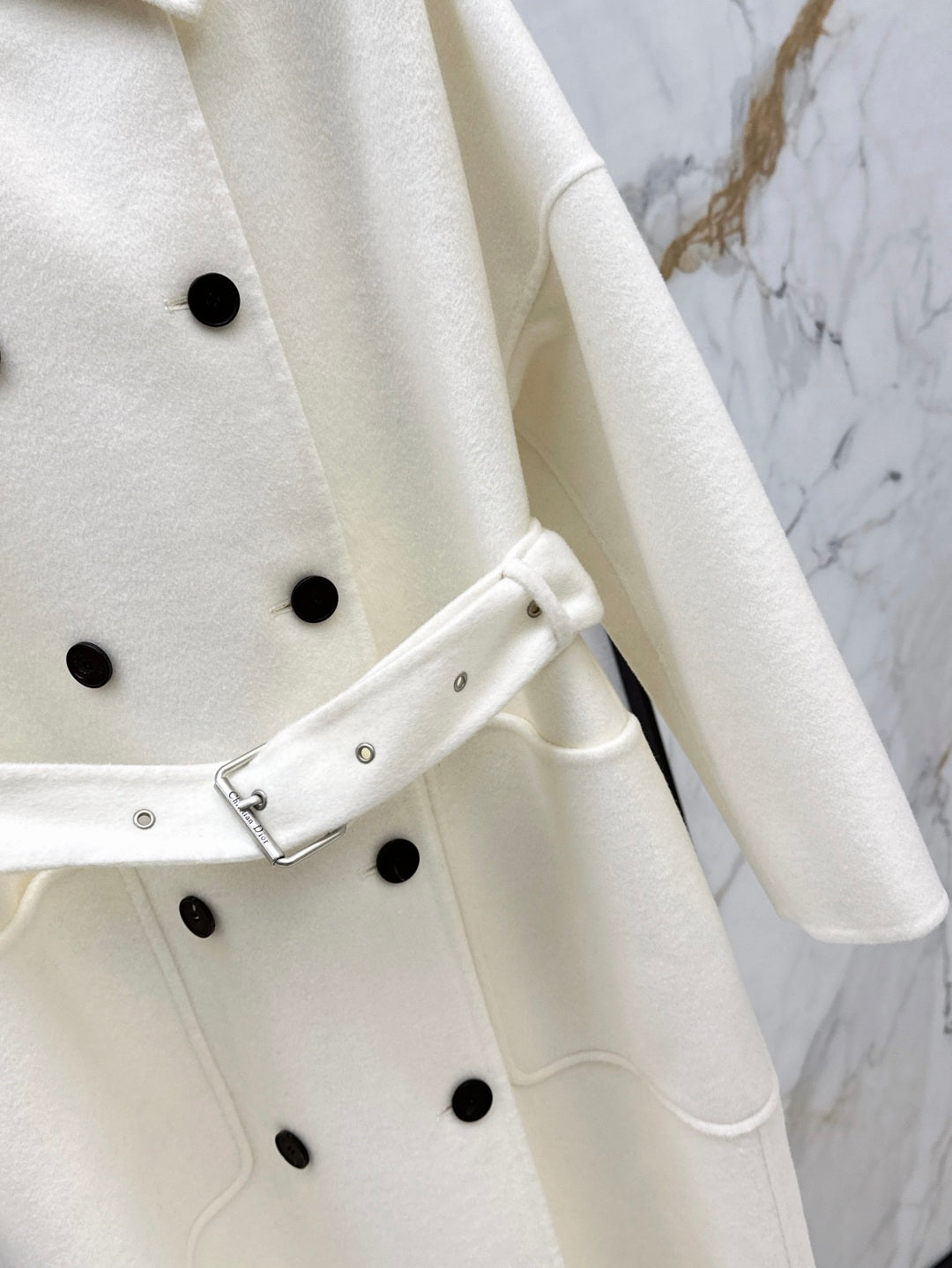 CD 25fw cashmere coat