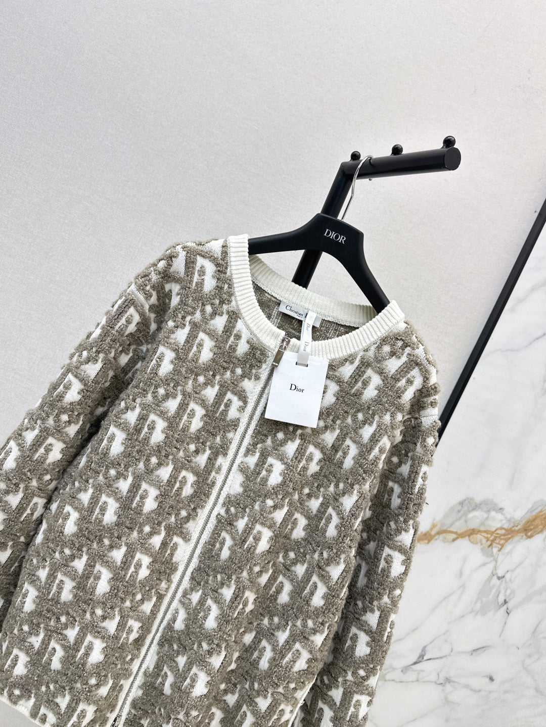 CD 25fw jacquard jacket