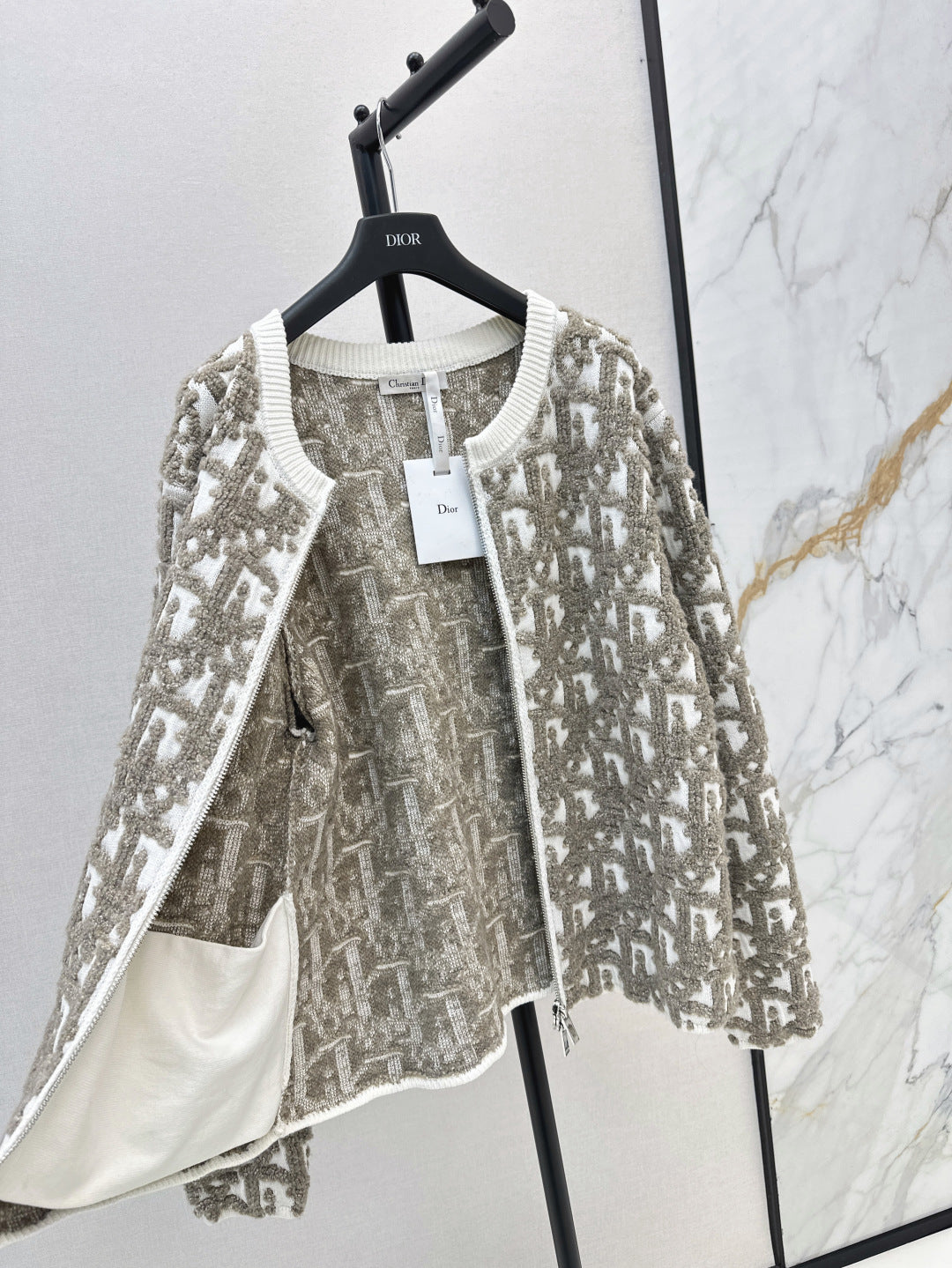 CD 25fw jacquard jacket