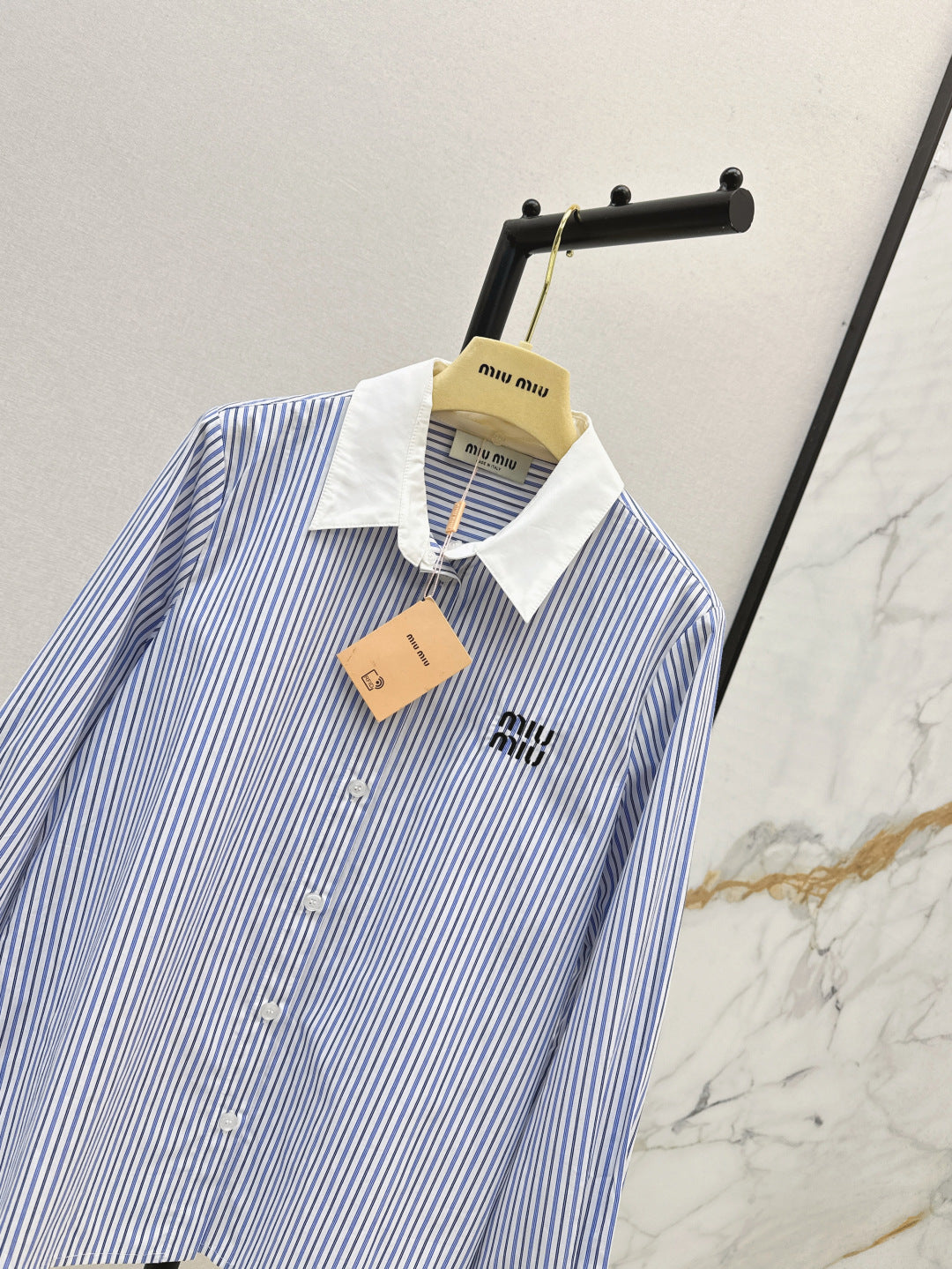Miu 25fw buttons shirt