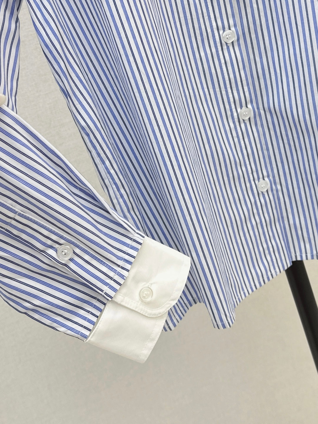 Miu 25fw buttons shirt