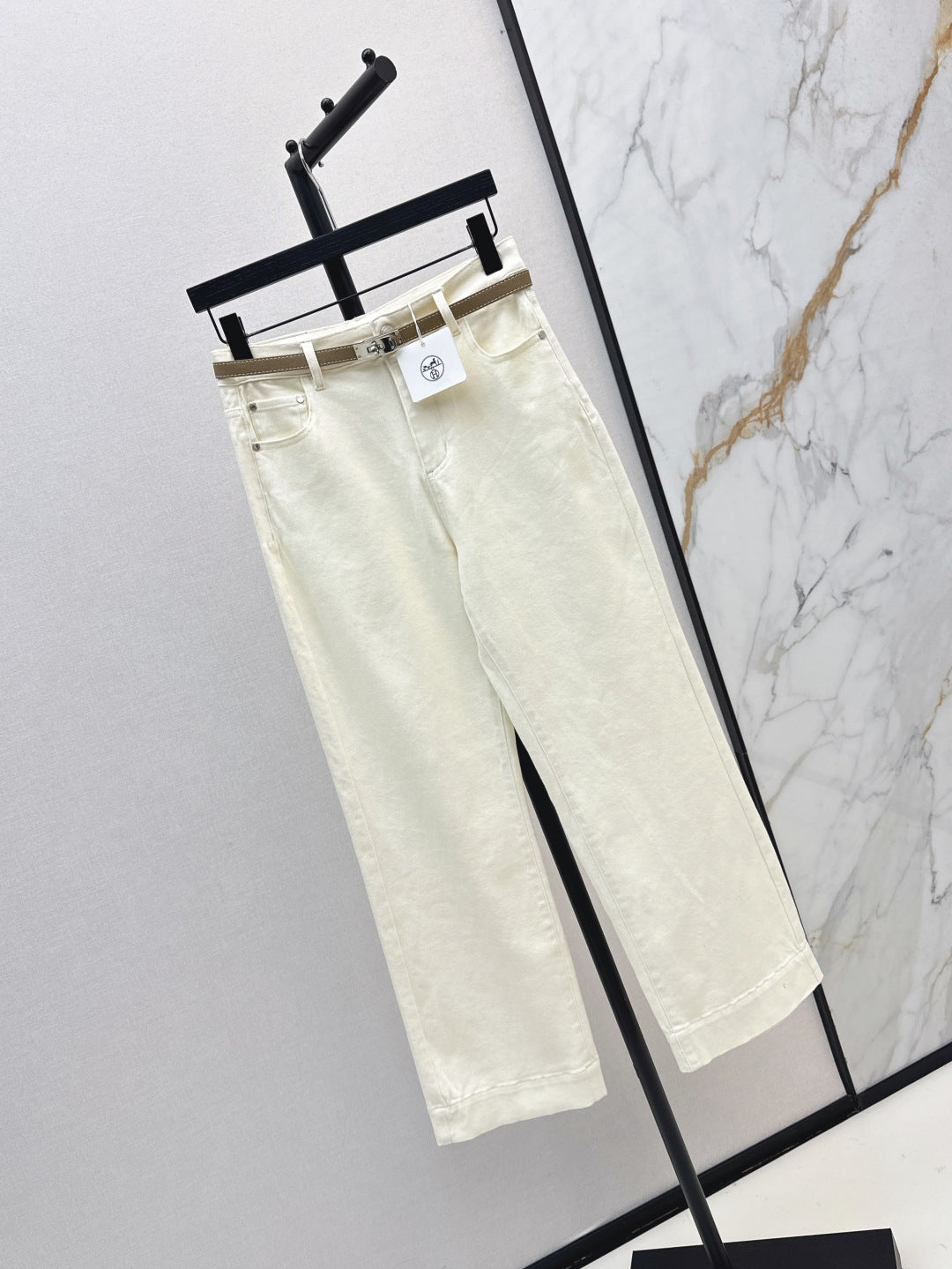 Herm 25fw straight jeans