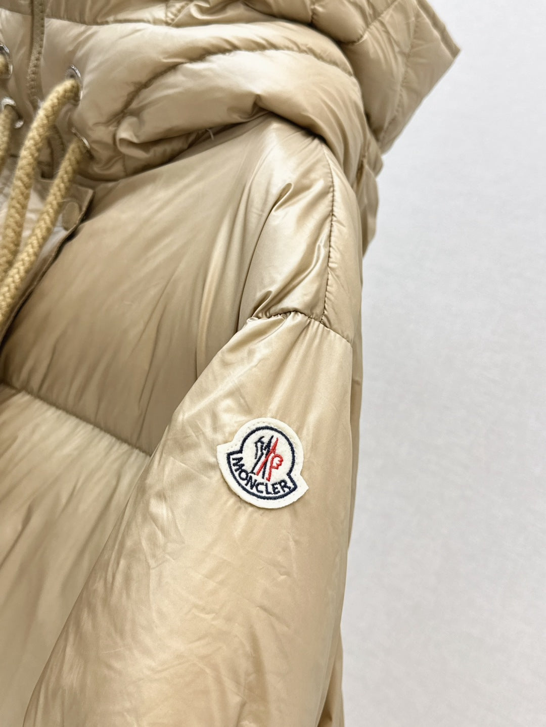 Monc 25fw down jacket