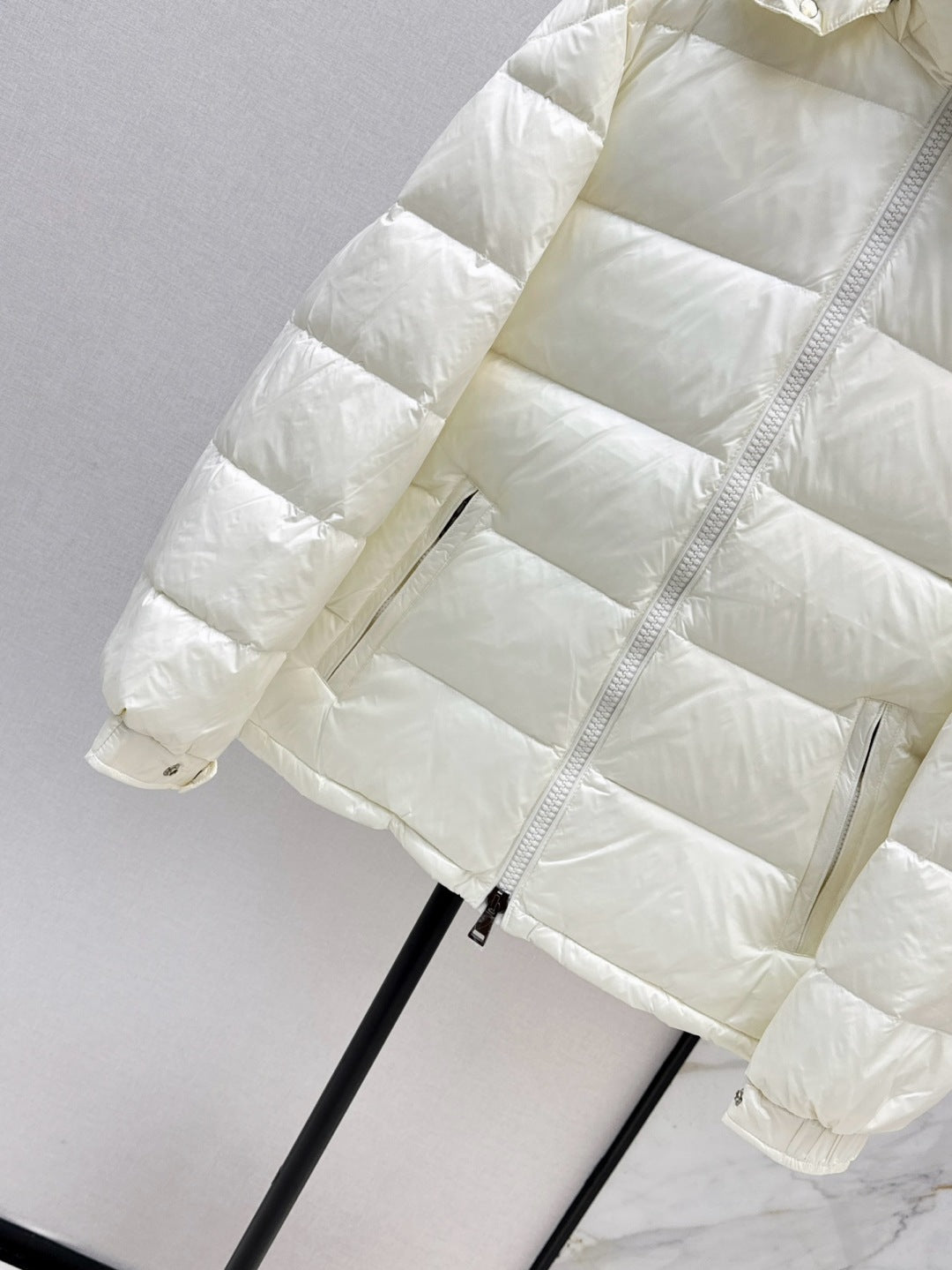 Monc 25fw down jacket