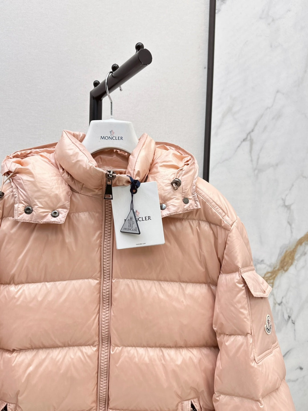 Monc 25fw down jacket