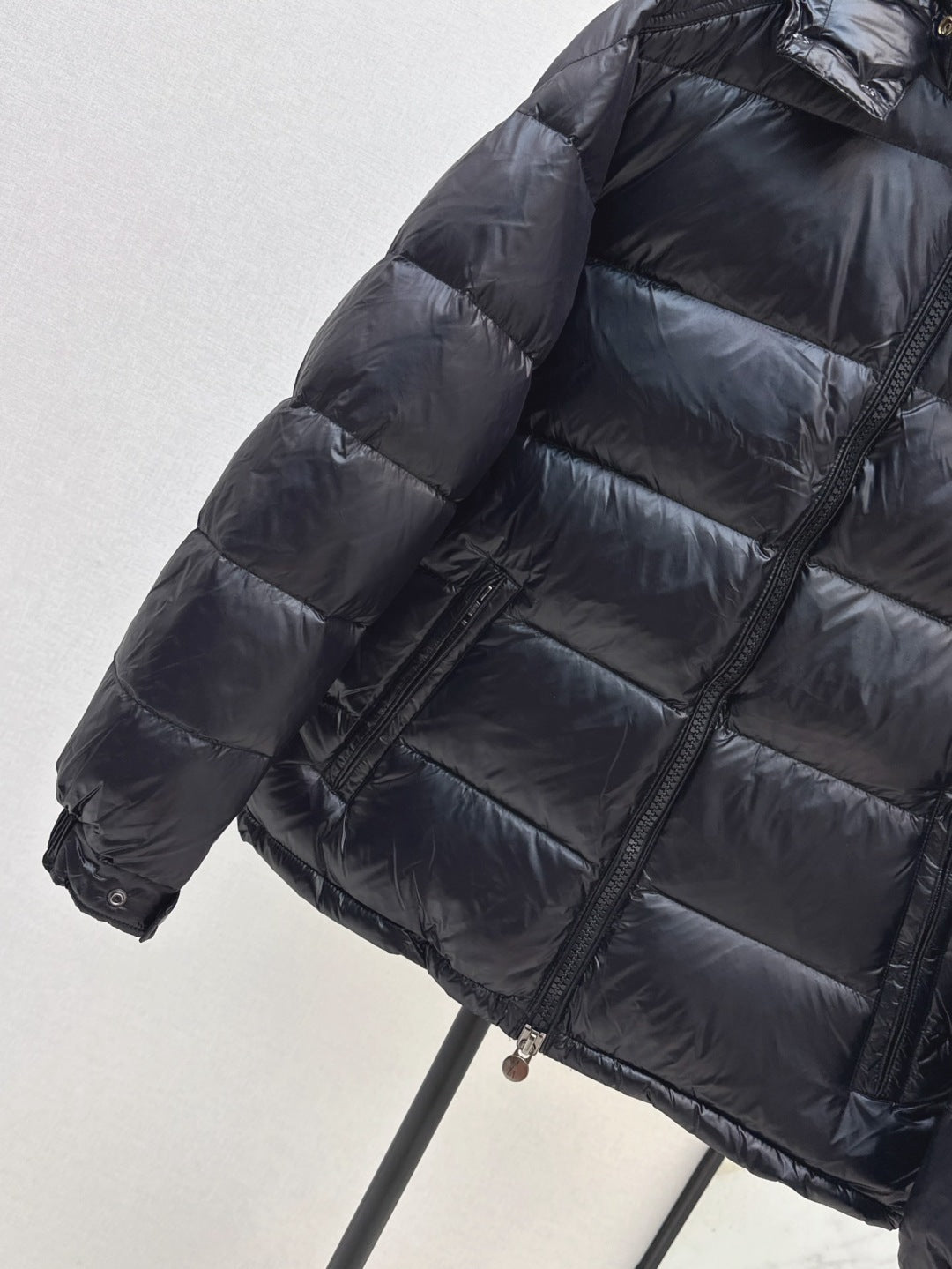 Monc 25fw down jacket